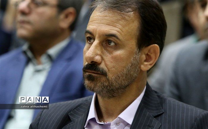 رییس اداره مشاوره آموزش و پرورش شهر تهران: انتخاب آگاهانه رشته تحصیلی از آسیب های اجتماعی جلوگیری می کند