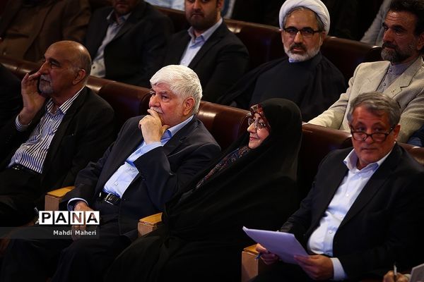 رونمایی شانزدهمین خاطرات رونوشت آیت الله هاشمی رفسنجانی