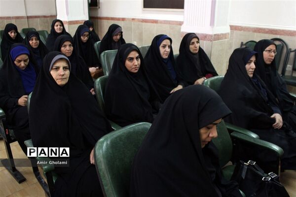 برگزاری مراسم تکریم و معارفه فرماندهان حوزه مقاومت بسیج دانش‌آموزی و فرهنگیان چهاردانگه