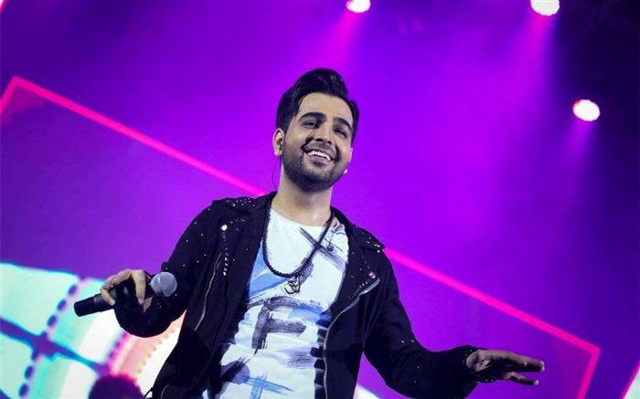 هشت هزار نفر به استقبال اولین کنسرت فرزاد فرخ رفتند