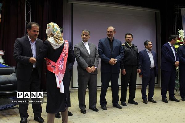 آیین اختتامیه سومین جشنواره سفیران سلامت آموزش و پرورش آذربایجان غربی