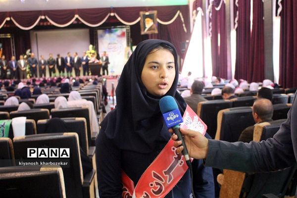 آیین اختتامیه سومین جشنواره سفیران سلامت آموزش و پرورش آذربایجان غربی