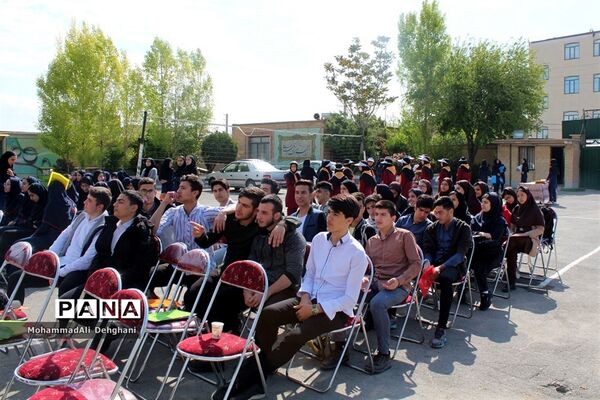 جشنواره دوستی با ریاضی شهرستان بهارستان