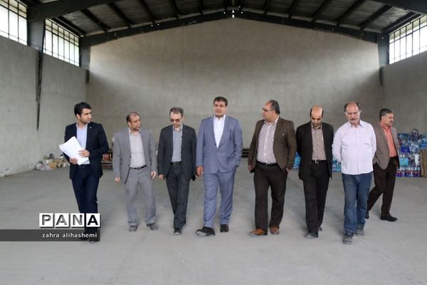 ارسال کمک های غیرنقدی به مناطق سیل زده باحضور مدیرکل آموزش و پرورش تهران