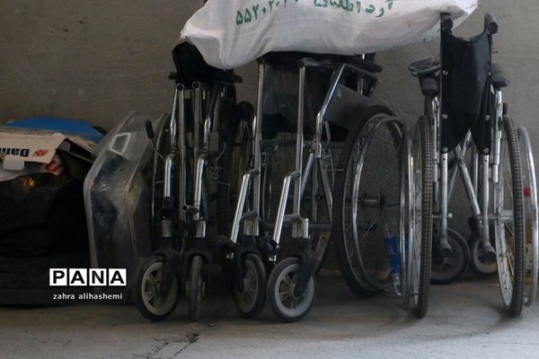 ارسال کمک های غیرنقدی به مناطق سیل زده باحضور مدیرکل آموزش و پرورش تهران