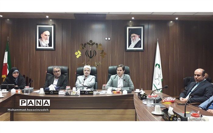 دیداراعضای تشکیلات سازمان دانش آموزی استان گیلان با اعضای شورای اسلامی شهررشت