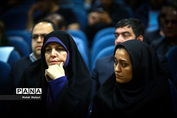 مراسم اهدای اولین دوره  جایزه حقوق شهروندی