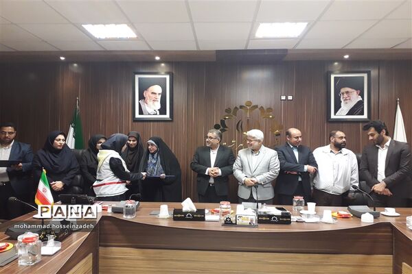 دیداراعضای تشکیلات سازمان دانش آموزی استان گیلان با اعضای شورای اسلامی شهررشت