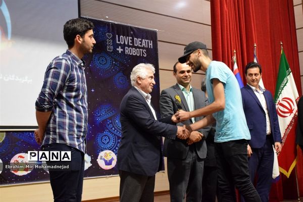 اختتامیه چهاردهمین دوره مسابقات بین المللی رباتیک و هوش مصنوعی