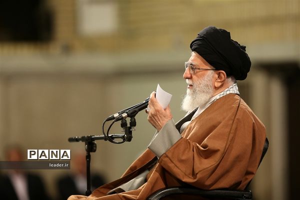 دیدار هزاران نفر از معلمان و فرهنگیان سراسر کشور به‌مناسبت روز معلم با مقام معظم رهبری