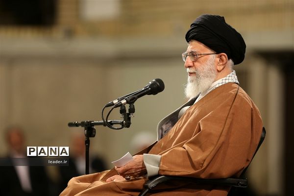 دیدار هزاران نفر از معلمان و فرهنگیان سراسر کشور به‌مناسبت روز معلم با مقام معظم رهبری