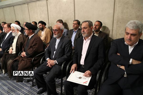 دیدار هزاران نفر از معلمان و فرهنگیان سراسر کشور به‌مناسبت روز معلم با مقام معظم رهبری