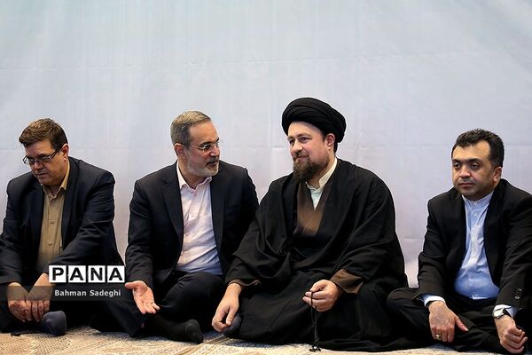 مراسم تجدید میثاق فرهنگیان با آرمان‌های امام خمینی (ره)