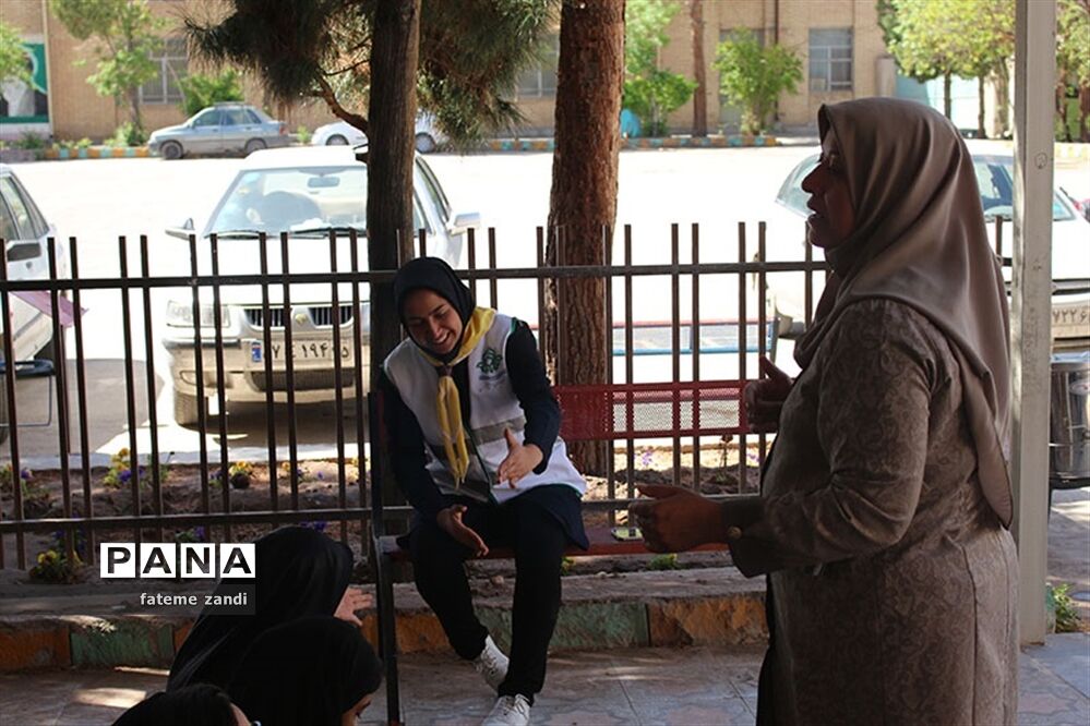 اردوی یک روزه دانش‌آموزی