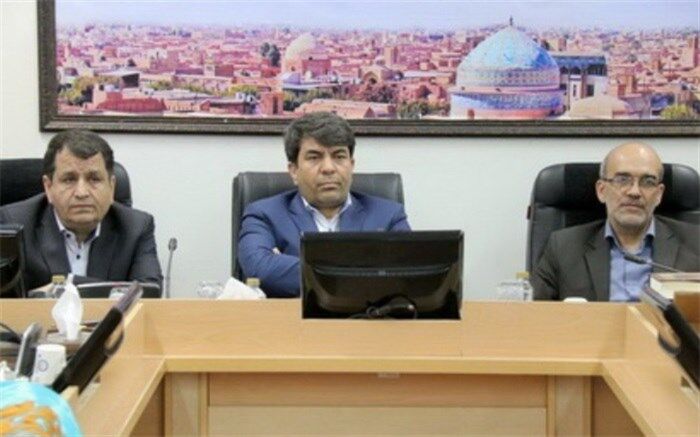 دوام و گسترش ارزشهای دینی و مراسم مذهبی به اتکای مردم بوده است