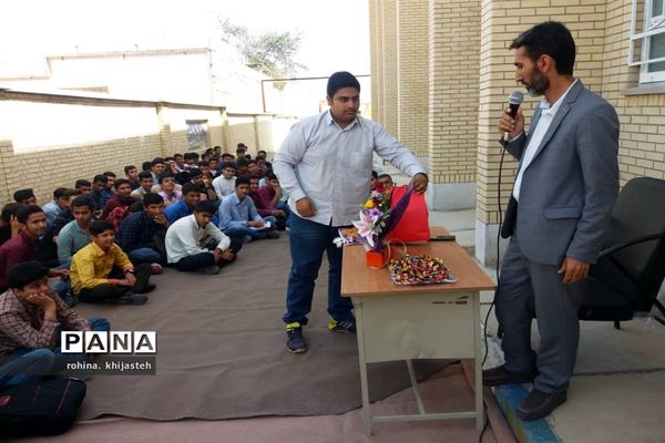 سیل مهربانی دانش‌آموزان خُنج برای همکلاسی‌های سیل‌زده