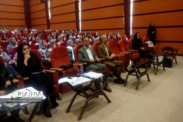 مسابقات سرود دانش‌آموزی شهرستان بهارستان