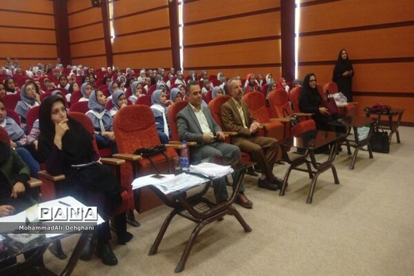 مسابقات سرود دانش‌آموزی شهرستان بهارستان
