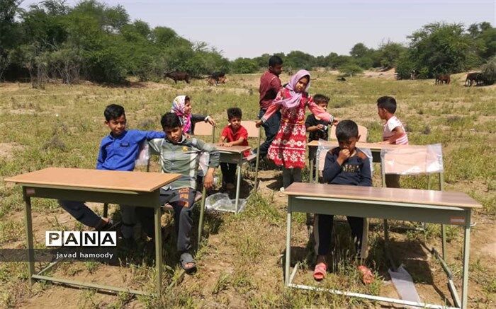 برپایی کلاس های موقت درکمپ های اسکان سیل زدگان شهرستان حمیدیه