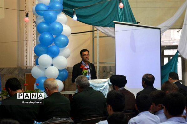 برگزاری جشن تکلیف دبیرستان شهید نواب صفوی بیرجند در مسجد  جامع توحید