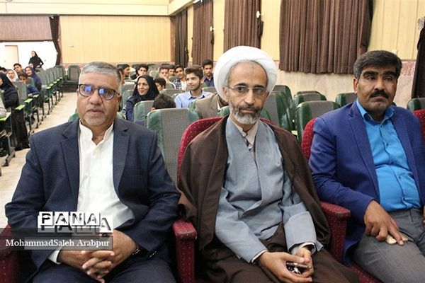 گردهمایی روسای شورای دانش‌آموزی ناحیه 2 کرمان