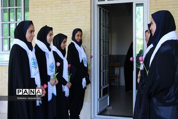 آیین اختتامیه سفیران سلامت در استان یزد