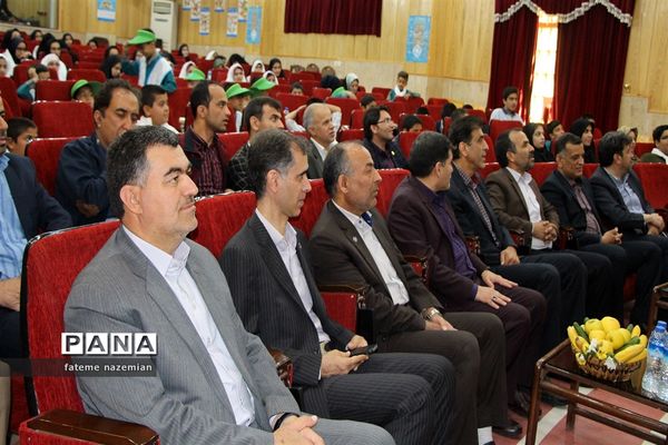 آیین اختتامیه سفیران سلامت در استان یزد