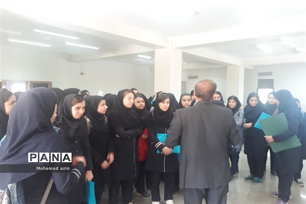 بازدید دانش‌آموزان پیشتاز از شعب تامین اجتماعی