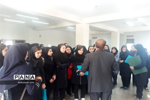 بازدید دانش‌آموزان پیشتاز از شعب تامین اجتماعی