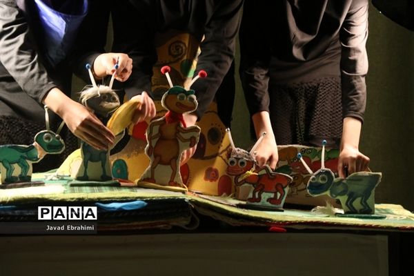 آغاز جشنواره فرهنگی و هنری دانش‌آموزان دختر خراسان رضوی در مشهد