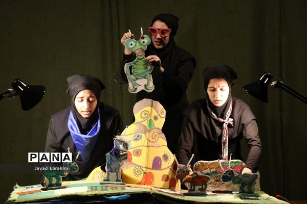 آغاز جشنواره فرهنگی و هنری دانش‌آموزان دختر خراسان رضوی در مشهد