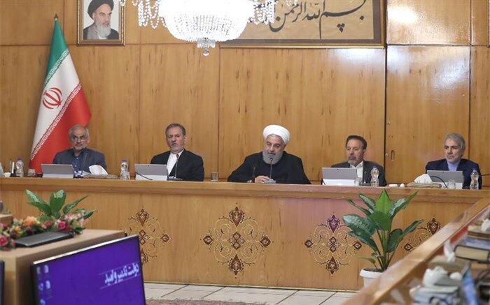 درخواست استفساریه درباره ممنوعیت معامله اوراق بهادار به دولت ارائه شد