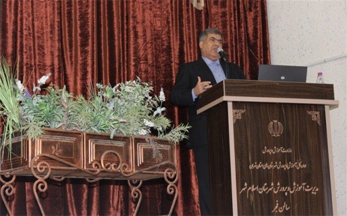 فرماندار اسلامشهر: تنوع و پیچیدگی آسیب های اجتماعی از چالش های مهم دنیای امروز است
