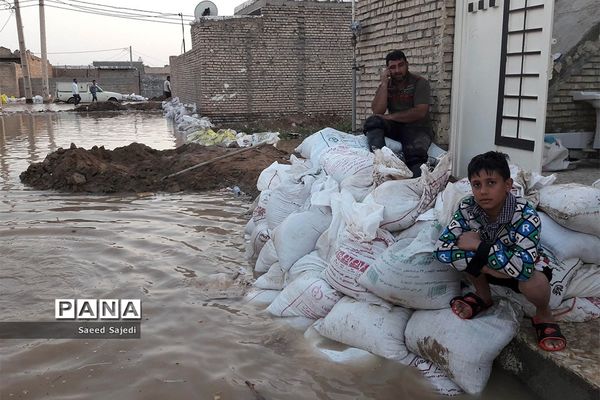 خوزستان محاصره در سیل