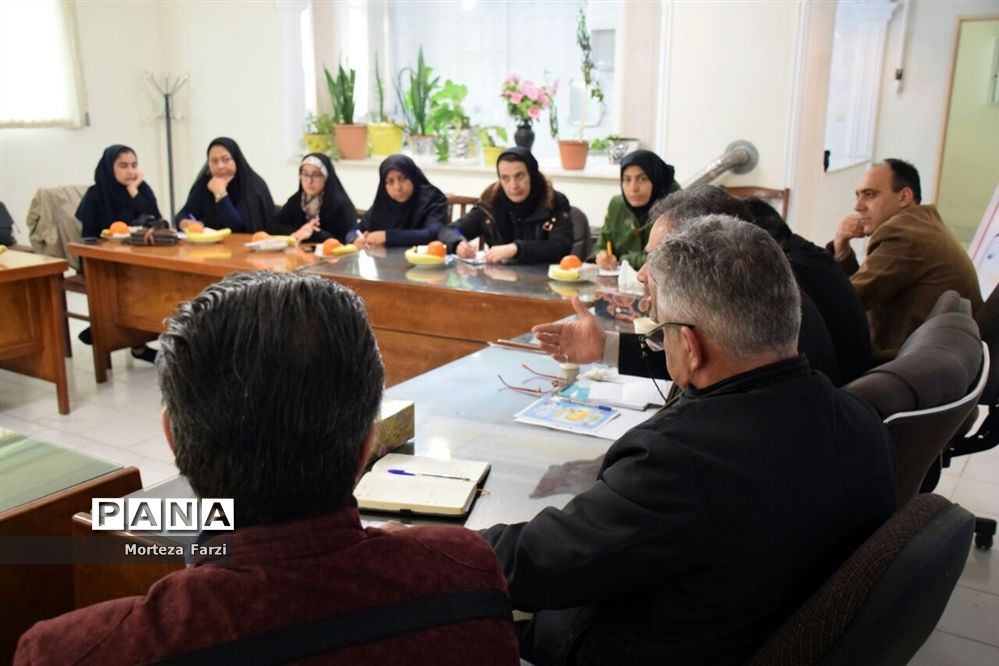 نشست خبری رئیس کانون انجمن‌های صنفی کارگری آذربایجان شرقی