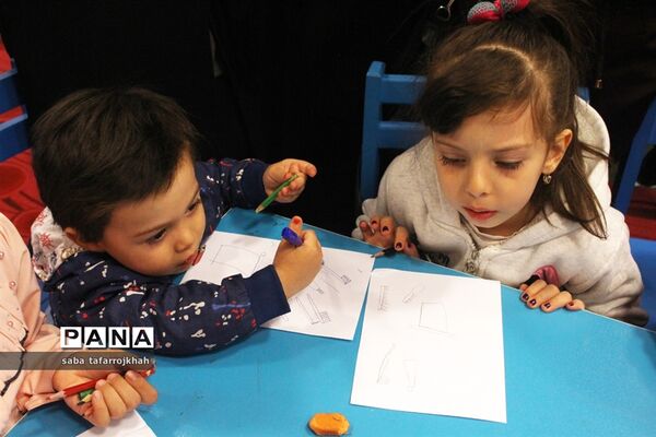 کارگاه گسترش فضای هفته سلامت  و بهداشت فردی در کتاب کودکان و نوجوانان