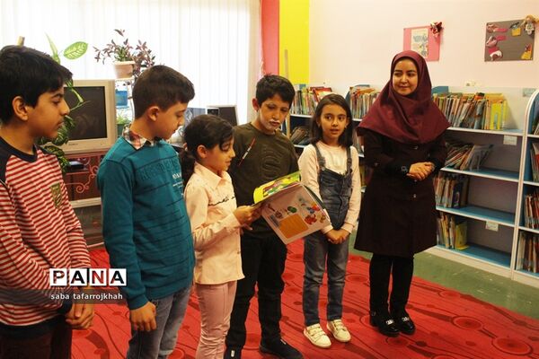 کارگاه گسترش فضای هفته سلامت  و بهداشت فردی در کتاب کودکان و نوجوانان