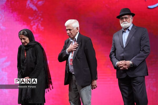 اختتامیه سی و هفتمین جشنواره جهانی فیلم فجر