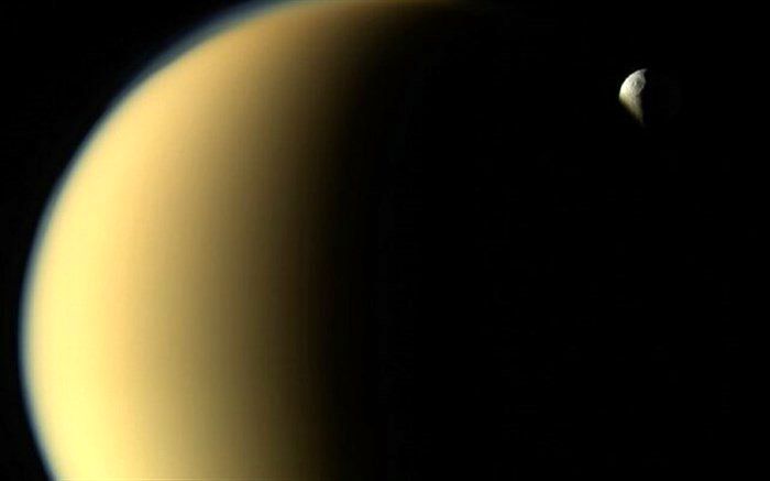 بزرگترین قمر زحل یک کمربند یخی دارد
