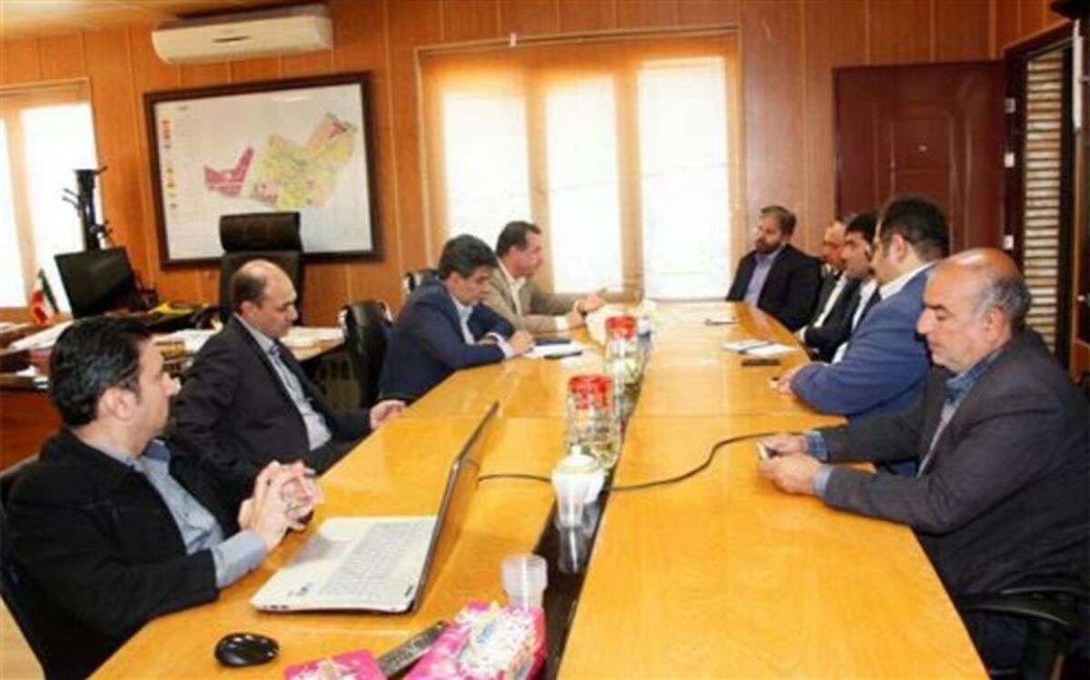 دیدار مدیر عامل شرکت شهرک های صنعتی استان تهران با شهردار فشافویه