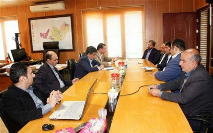 دیدار مدیر عامل شرکت شهرک های صنعتی استان تهران با شهردار فشافویه