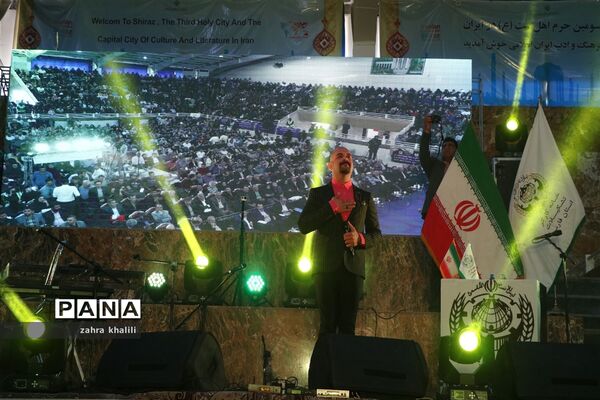 چرخ عظیم رونق ایران در دستان کارگران زحمتکش