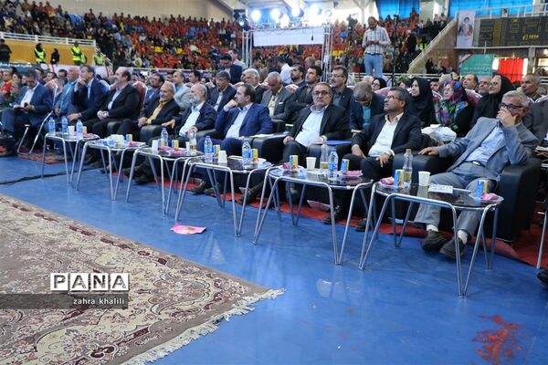 چرخ عظیم رونق ایران در دستان کارگران زحمتکش
