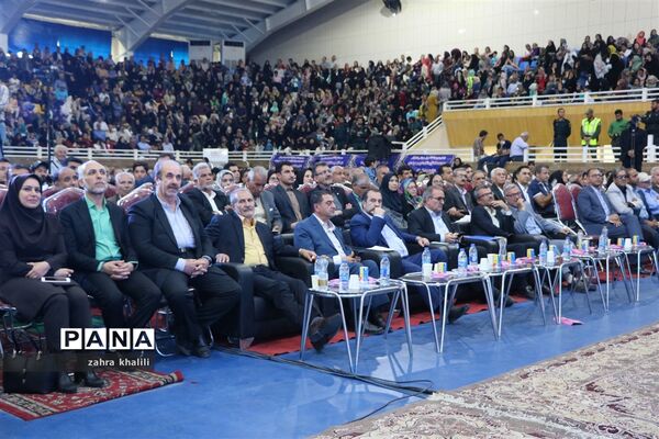 چرخ عظیم رونق ایران در دستان کارگران زحمتکش
