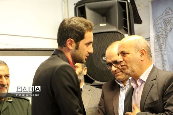 آیین پاسداشت مقام معلم در بلده