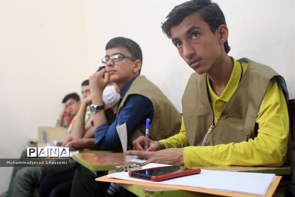 دوره آموزشی توجیهی خبرنگار دانش‌آموزان  پسر پانا