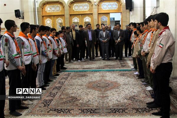 دیدار معلمان برتر استان با آیت الله سعیدی