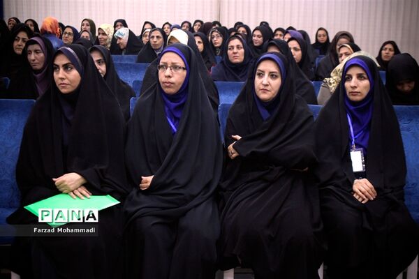 مراسم تجلیل و تکریم مقام شامخ معلمان چهاردانگه