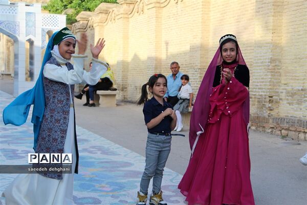 افتتاحیه پرده‌خوانی  و نقالی هفت قاب تاریخ شیراز درهفته شیراز