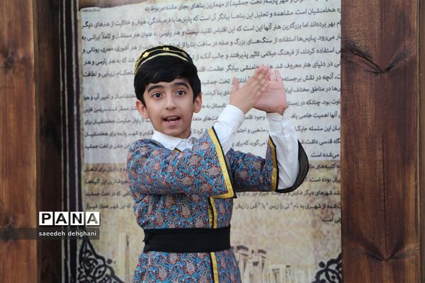 افتتاحیه پرده‌خوانی  و نقالی هفت قاب تاریخ شیراز درهفته شیراز